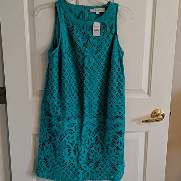 LOFT Dresses & Skirts - NWT LOFT Lace Overly Dress